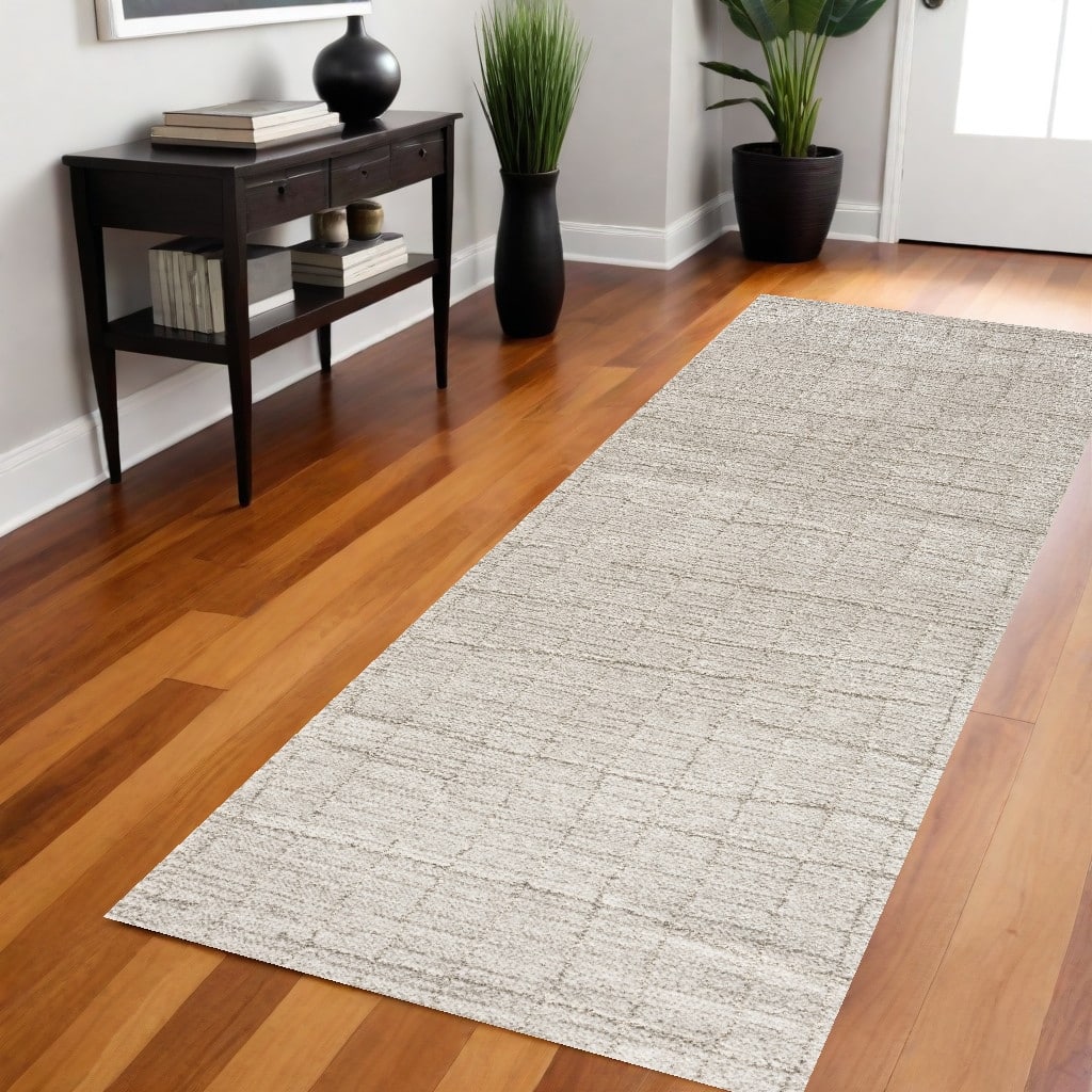 Power Loomed Abstract Modern Area Rug - 90' X '26' X '0.59