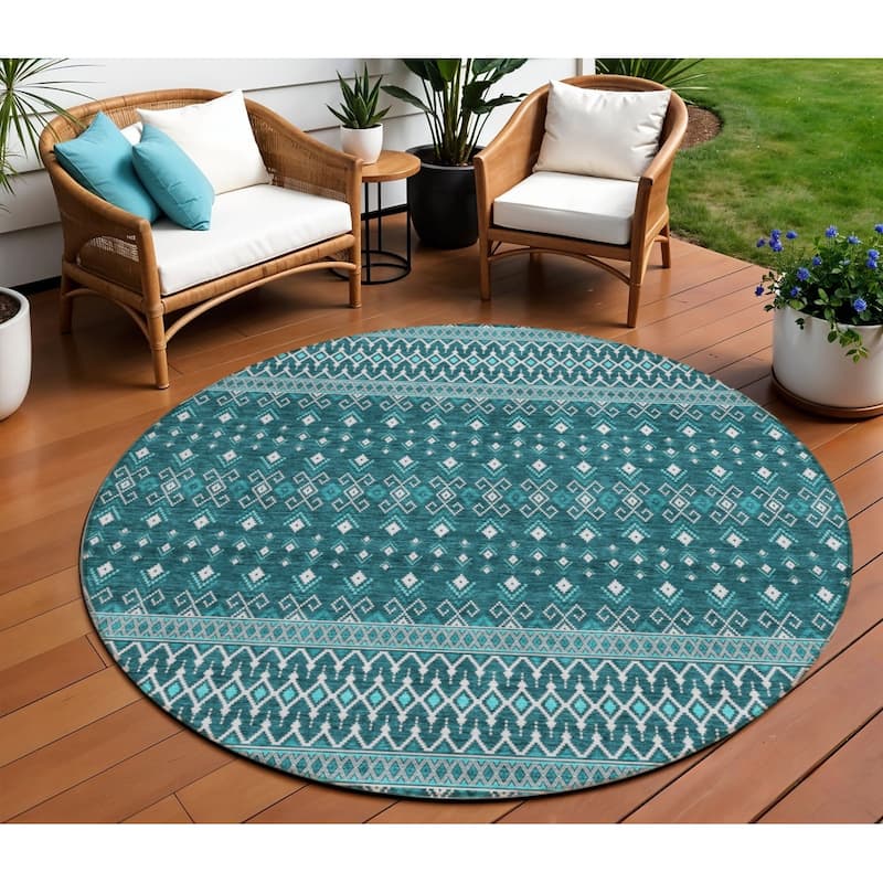 HomeRoots Tribal Transitional Rectangle Outdoor Rug - 8' Round