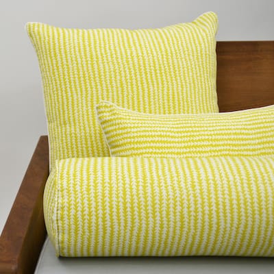 Jiti Outdoor Dainty Leaf Patterned Decorative Pillows
