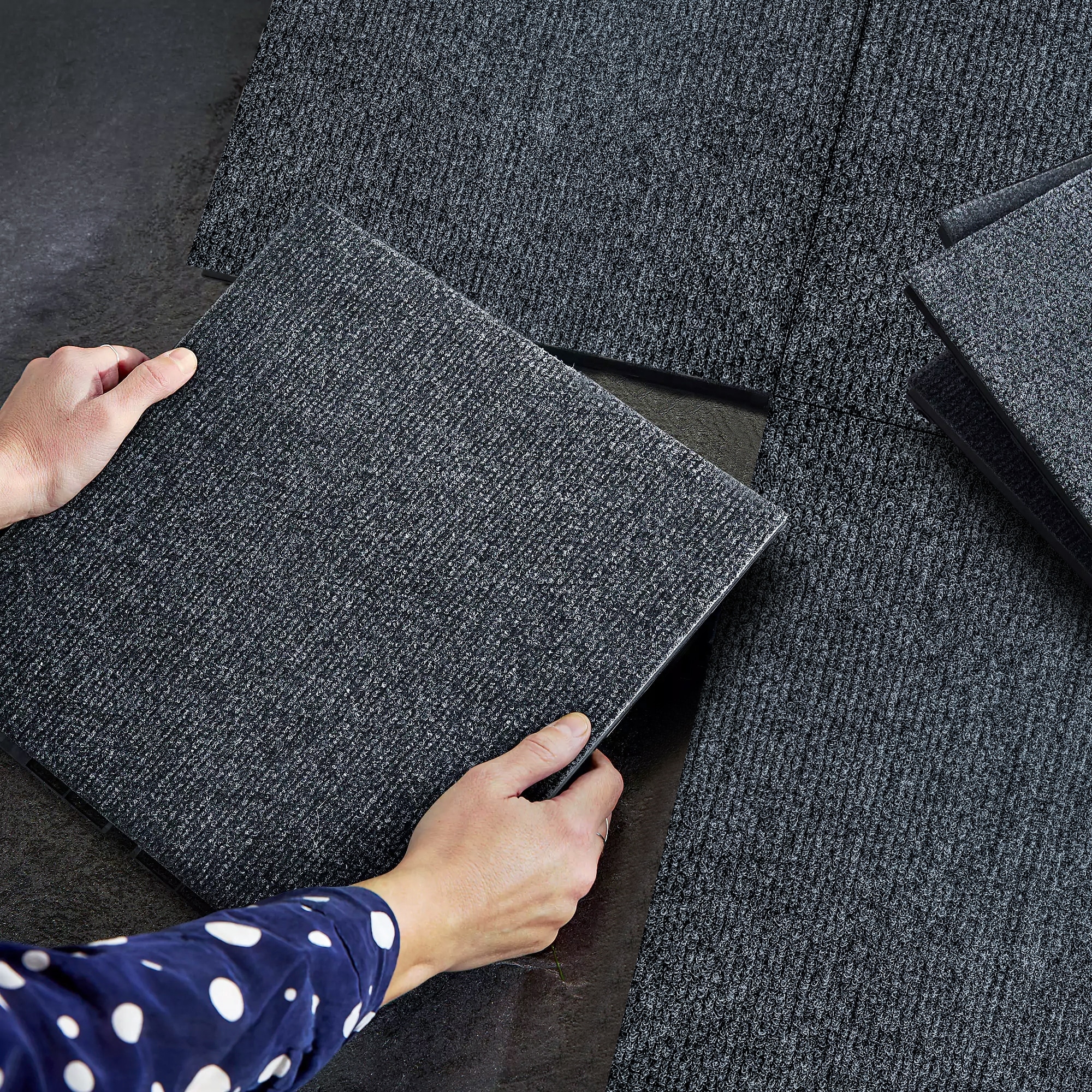 Carpet floor 12" Patio Deck Tiles, DIY Module Interlocking Decking Carpet, Easy and Quick Installation Court Tiles,36pcs