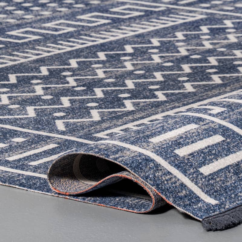 Nuloom Outdoor Tribal Cora Area Rug