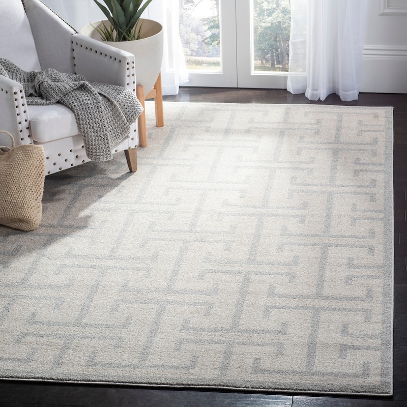 SAFAVIEH Amherst Rola Modern Rug - 4' x 6' - Ivory/Light Grey