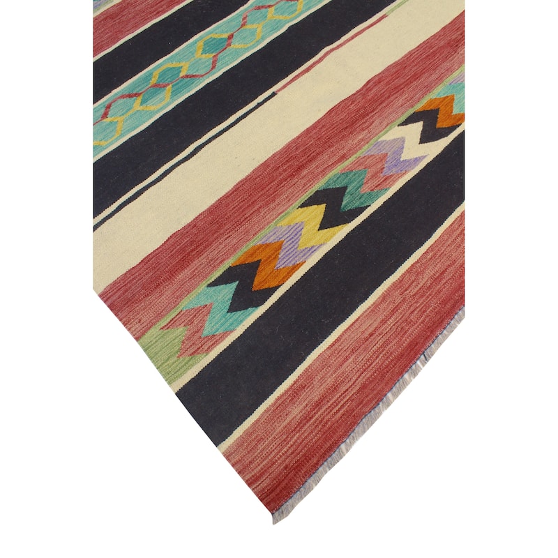 Modern Flatweave Albina Red/Black Rug - 5'8" x 8'4"