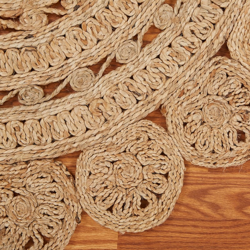 Sevita Bera Farmhouse Hand-Braided Jute Round Indoor Area Rug