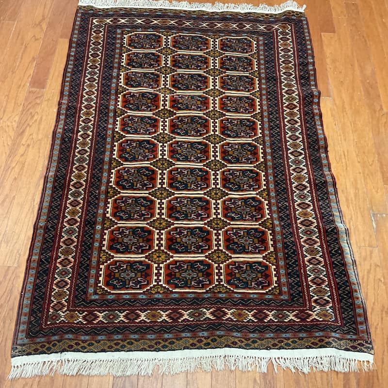 HERAT ORIENTAL Handmade Kurdish Wool Rug - 3'9" x 5'7"