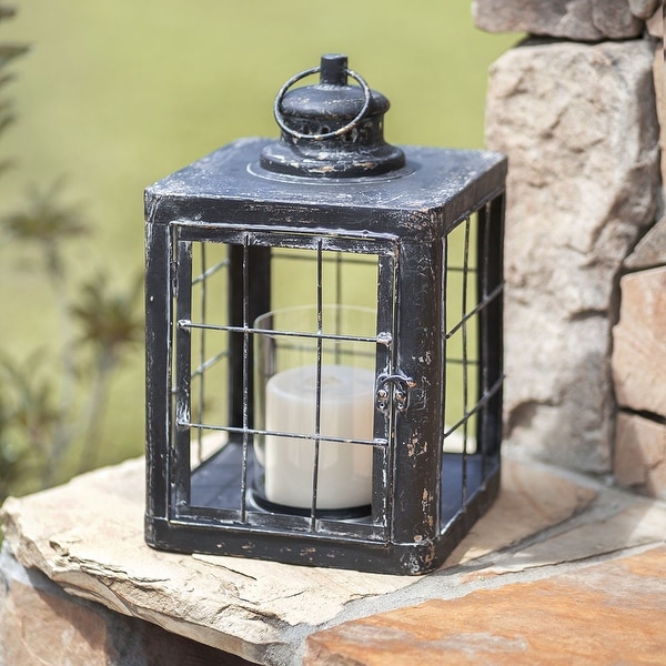 The Wilmington Coach Lantern