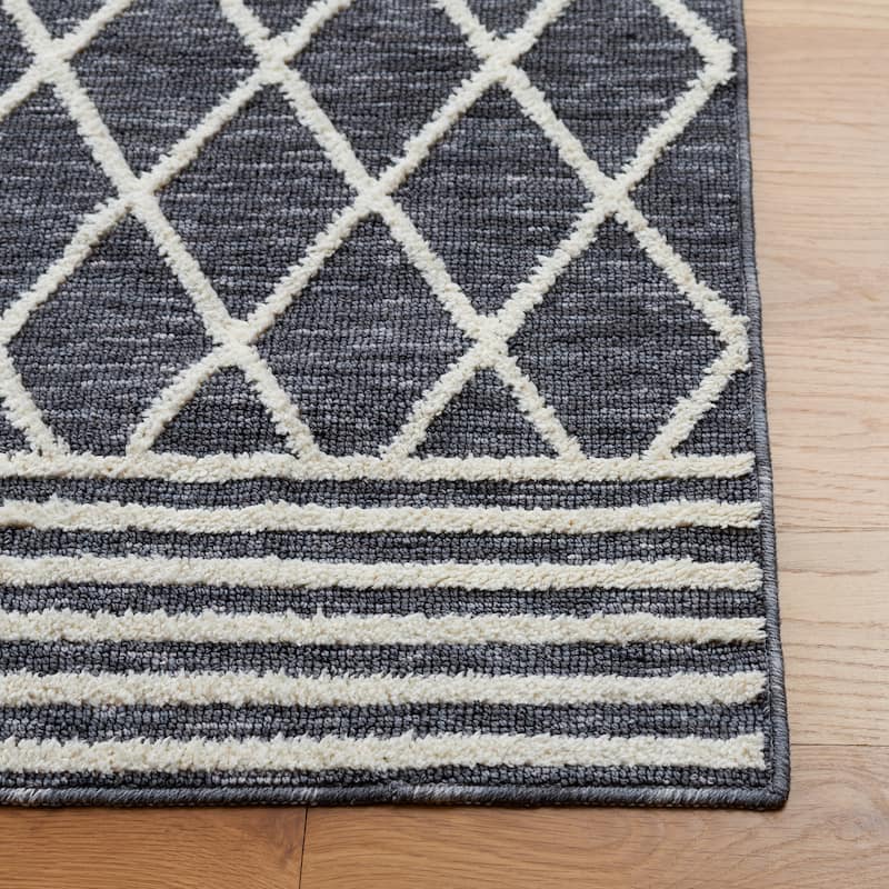 SAFAVIEH Easy Care Machine Washable Arita Geometric Rug