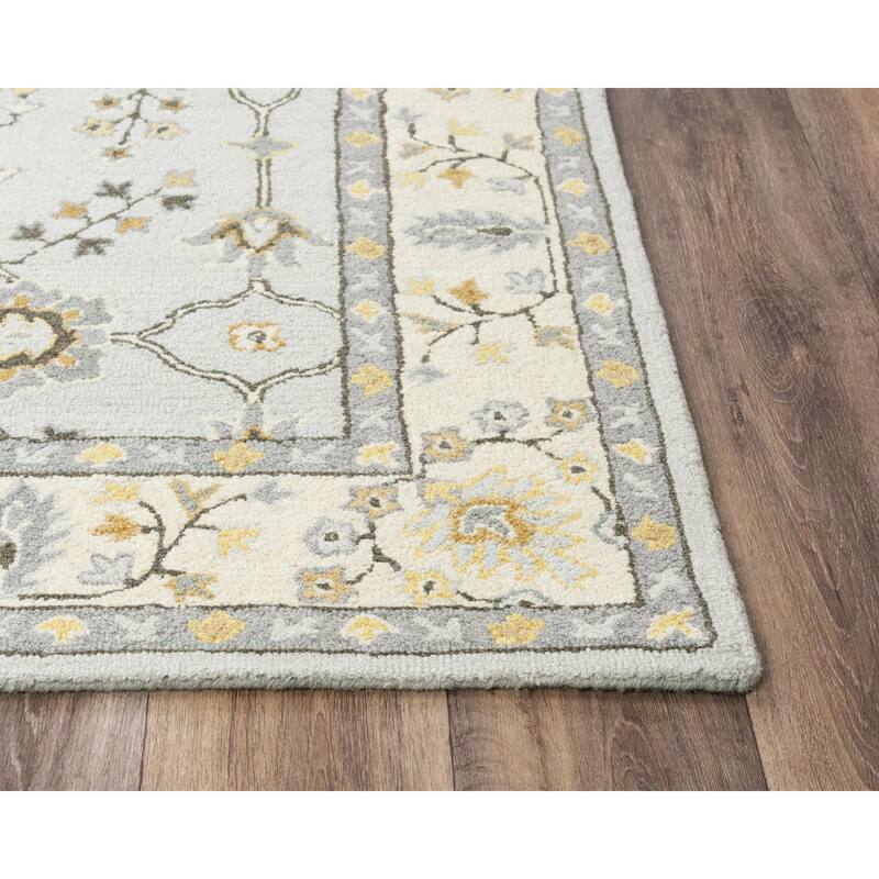 Alora Decor Conley Traditional Antique Floral Border Rug