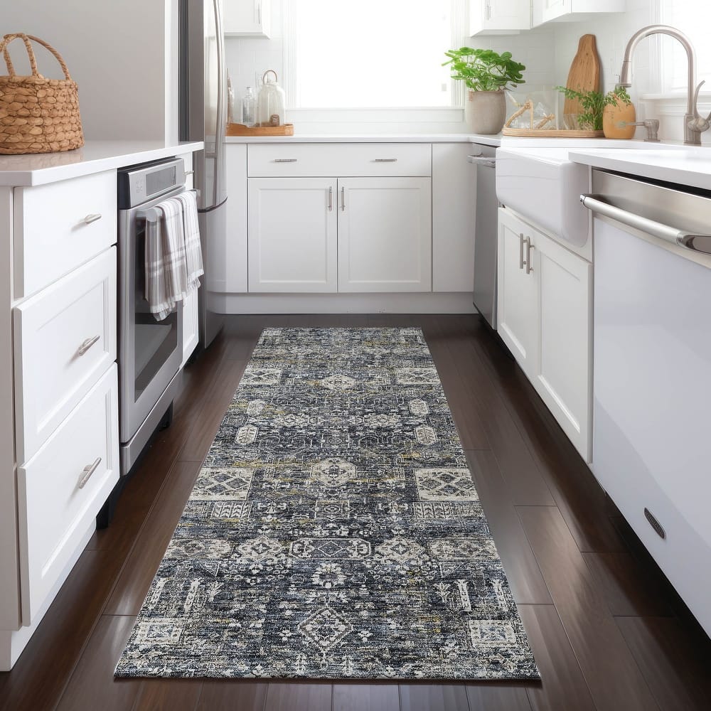 Machine Washable Indoor/ Outdoor Chantille Vintage Traditional Rug