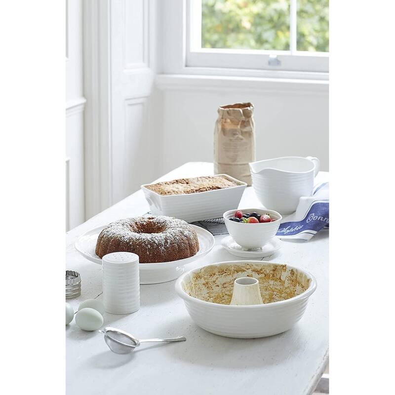 Portmeirion Sophie Conran White Berry Bowl and Stand - 6.5" x 4"