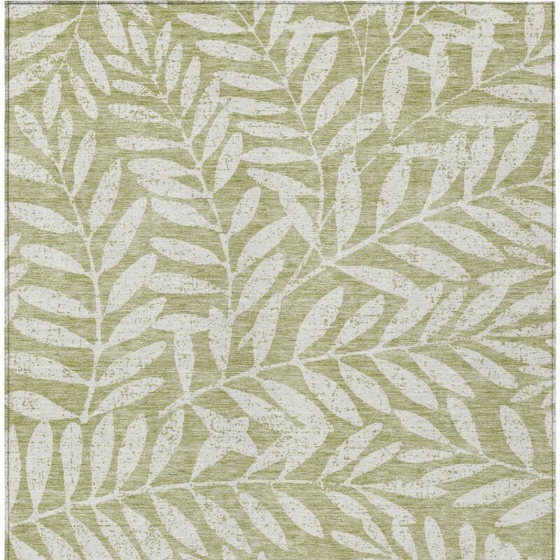 HomeRoots Floral Transitional Rectangle Outdoor Rug