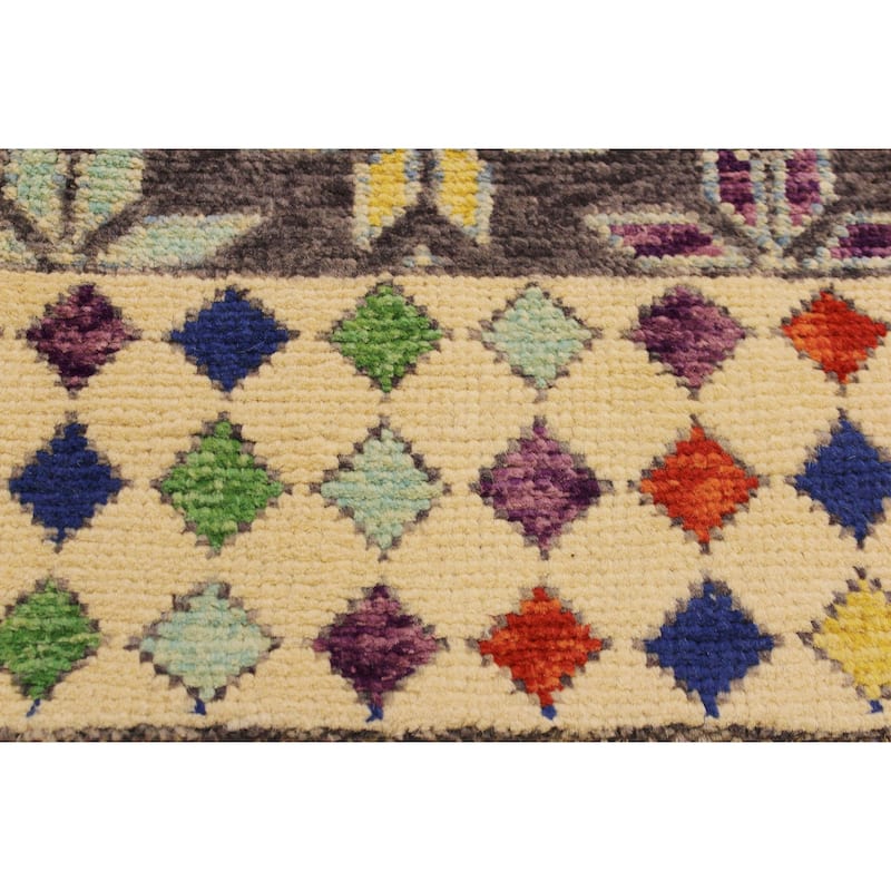 Contemporary Balochi Floyd Gray/Beige Hand Knotted Wool Rug - 4'11'' x 6'5''