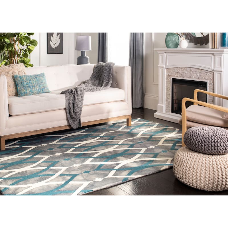 SAFAVIEH Dip Dye Mercan Hand-tufted Wool Geometric Area Rug