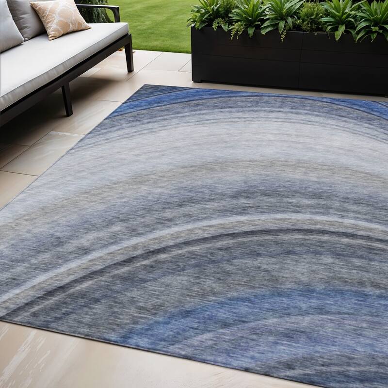 HomeRoots Abstract Transitional Rectangle Outdoor Rug - 5' X 8'