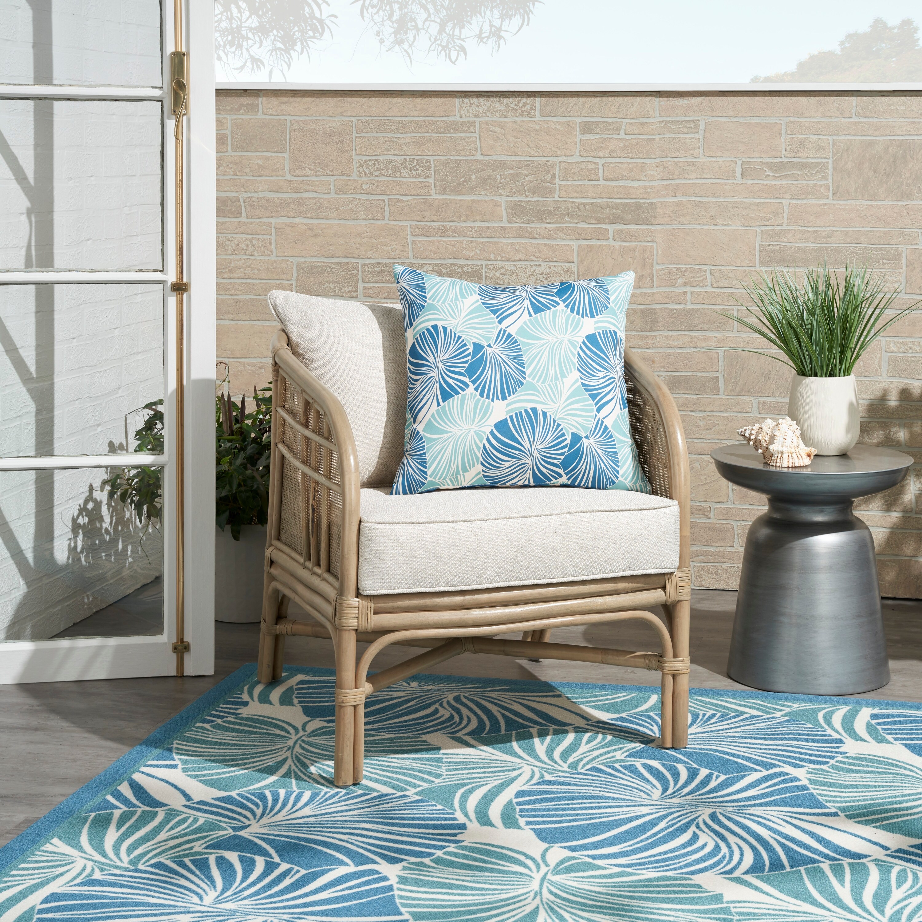Waverly best sale outdoor cushions