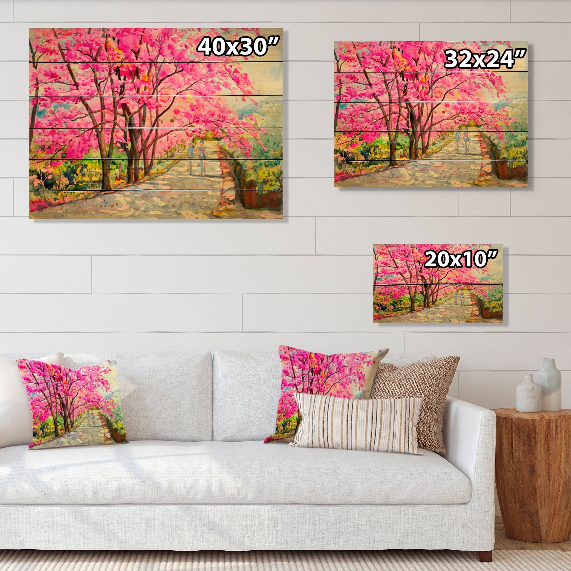 Designart 'Couple In Love In Paris' French Country Wood Wall Art Décor