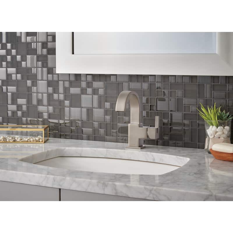 Delta Vero Single Hole Bathroom Faucet with Pop-Up Drain Assembly -
