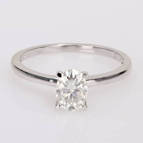 Miadora Sterling Silver 1ct TGW Oval-cut Created Moissanite Solitaire Engagement Ring