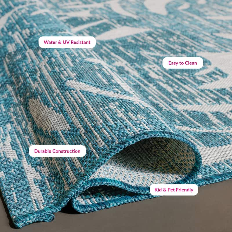 SAFAVIEH Courtyard Zuleyha Indoor/ Outdoor Waterproof Patio Backyard Rug