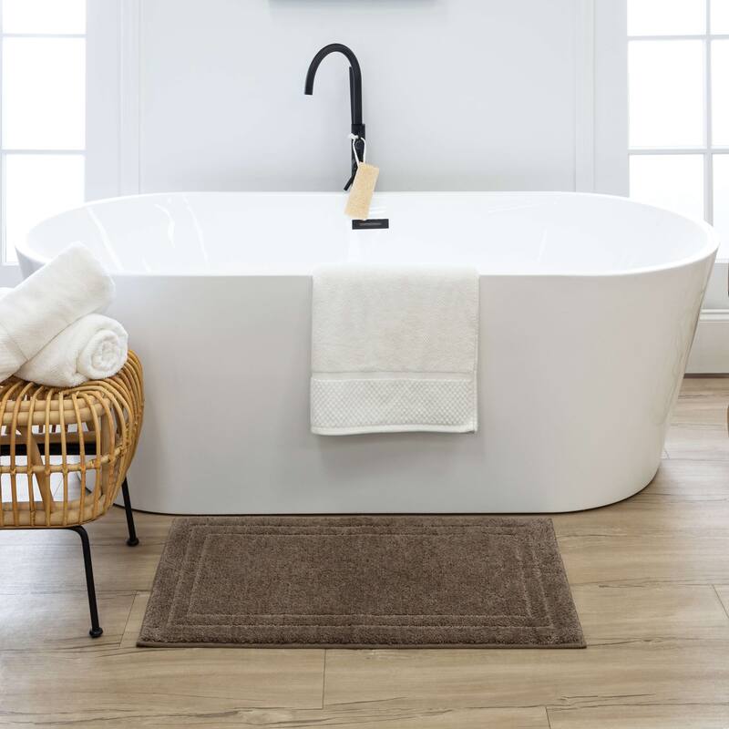 Mohawk Home Diplomat Machine Washable Bath Mat