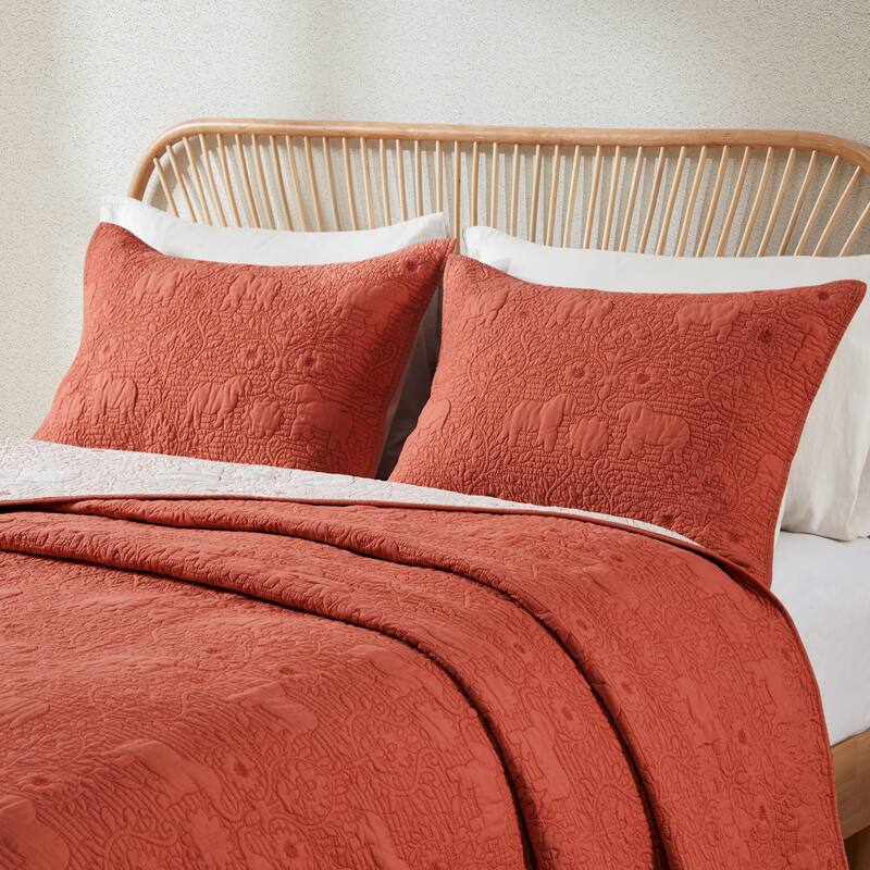 The Curated Nomad Ambrose Coral 3 Piece Reversible Cotton Quilt Set