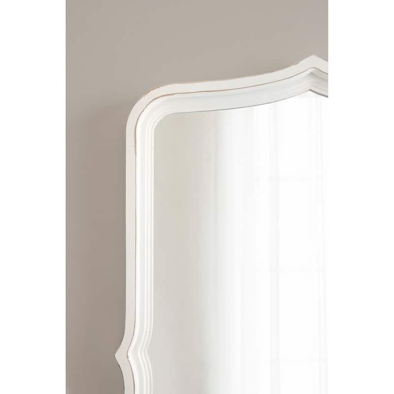 Kate and Laurel Preble Decorative Scallop Wall Mirror