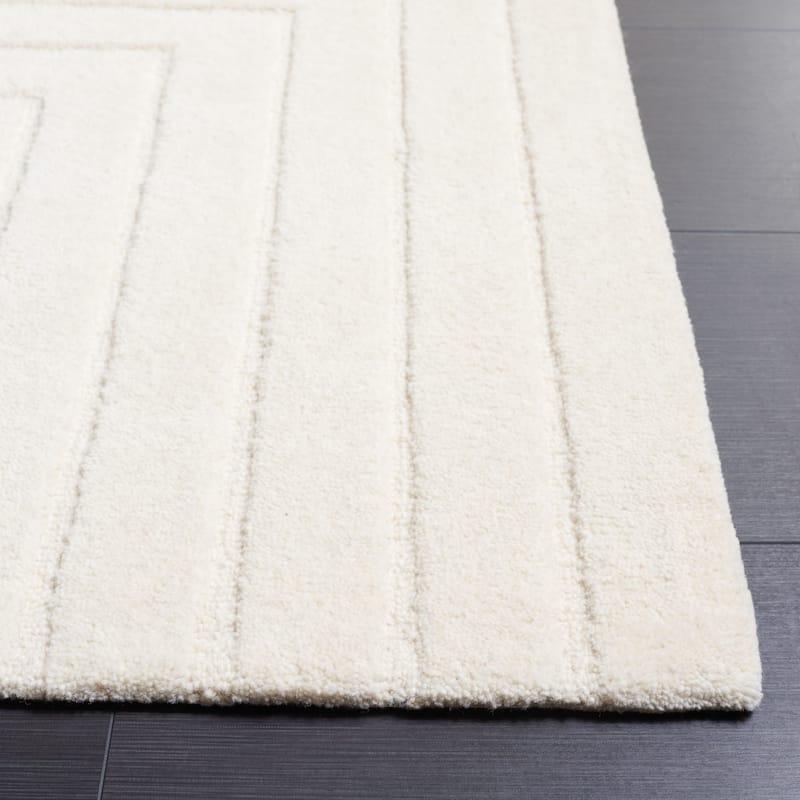 SAFAVIEH Handmade Ebony Sanela Modern Wool Rug