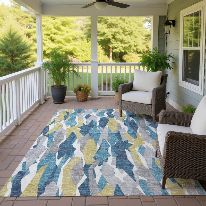 Machine Washable Indoor/ Outdoor Contemporary Dylan Chantille Rug