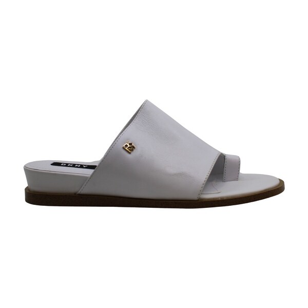 daz flat sandals