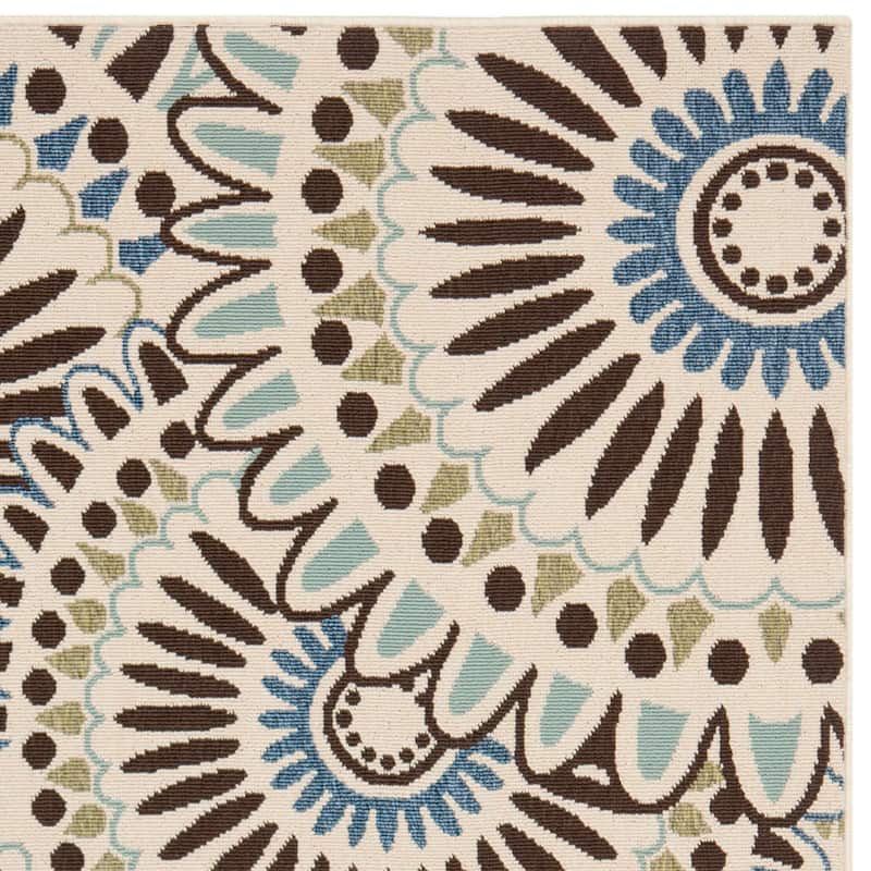 SAFAVIEH Veranda Sissy Indoor/ Outdoor Waterproof Patio Backyard Rug