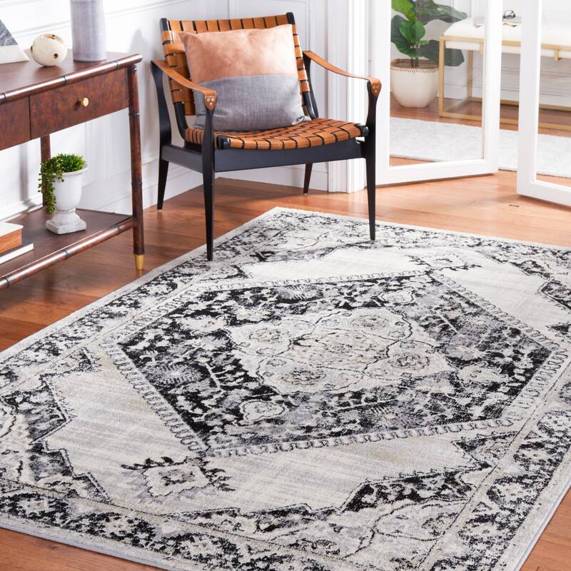 SAFAVIEH Brentwood Nato Oriental Medallion Rug - 8' x 10' - Black/Ivory