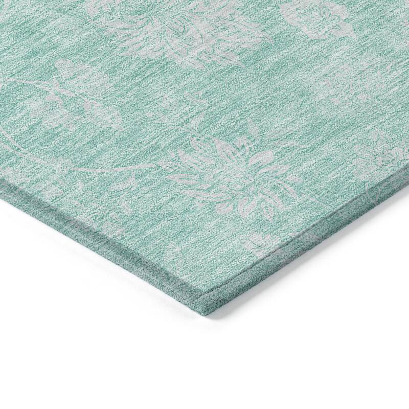 HomeRoots Floral Transitional Rectangle Outdoor Rug