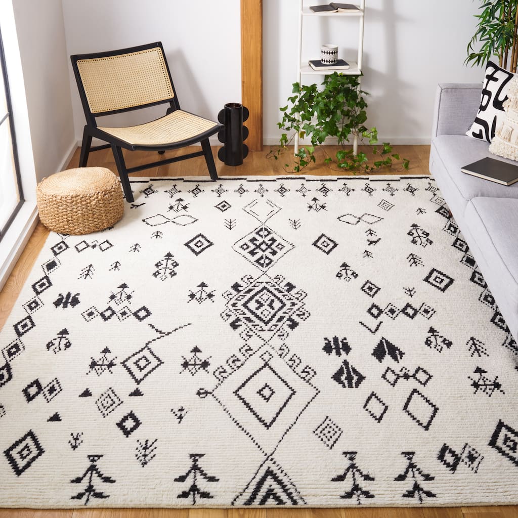 SAFAVIEH Hand-Knotted Kenya Caong Moroccan Tribal Boho Wool Rug