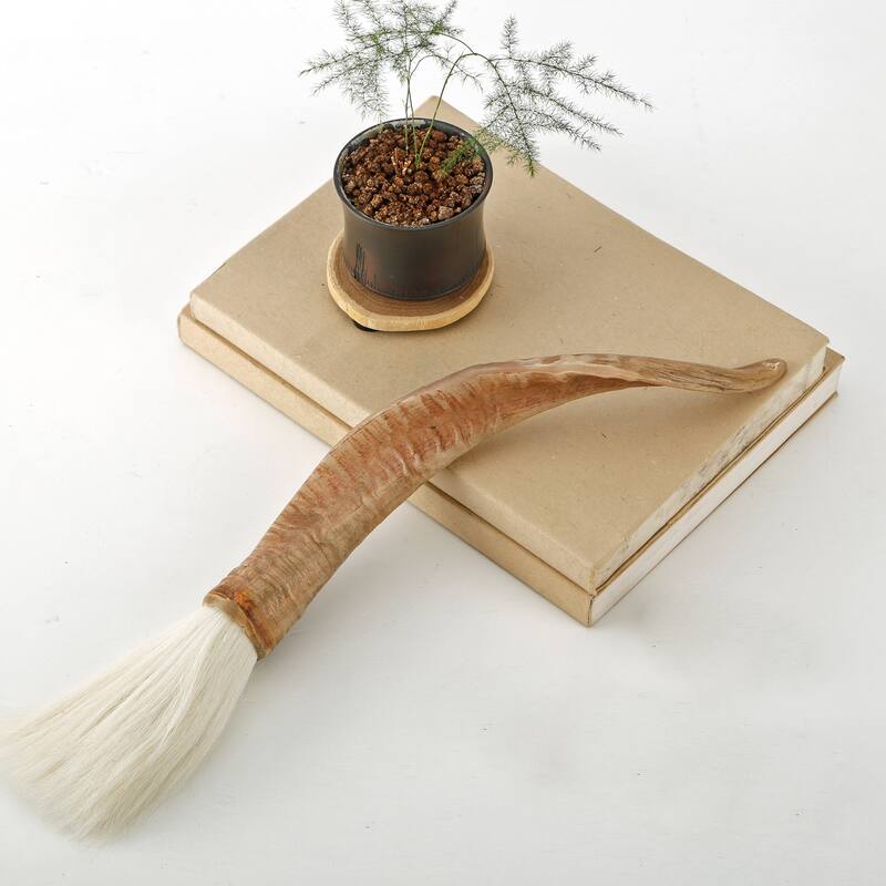 Artissance 12.6" Brown Ram Horn Calligraphy Brush ( Approx 14" Long, Size and Color Vary)