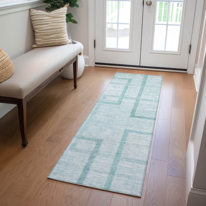 Machine Washable Indoor/ Outdoor Chantille Contemporary Geo Rug
