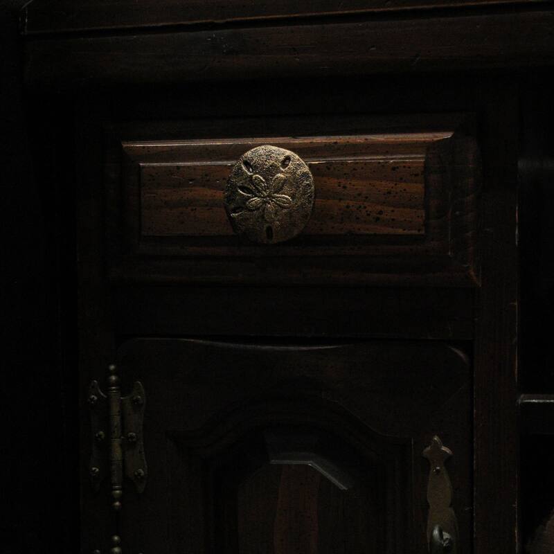 Antique Finish Sand Dollar Drawer Pulls - 6-Piece Set - 2.25 X 2.25 X 1 inches