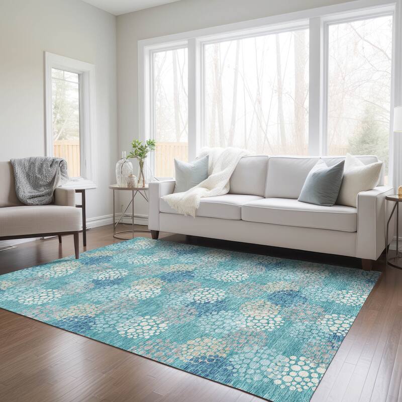 Machine Washable Indoor/ Outdoor Chantille Modern Bubbles Rug