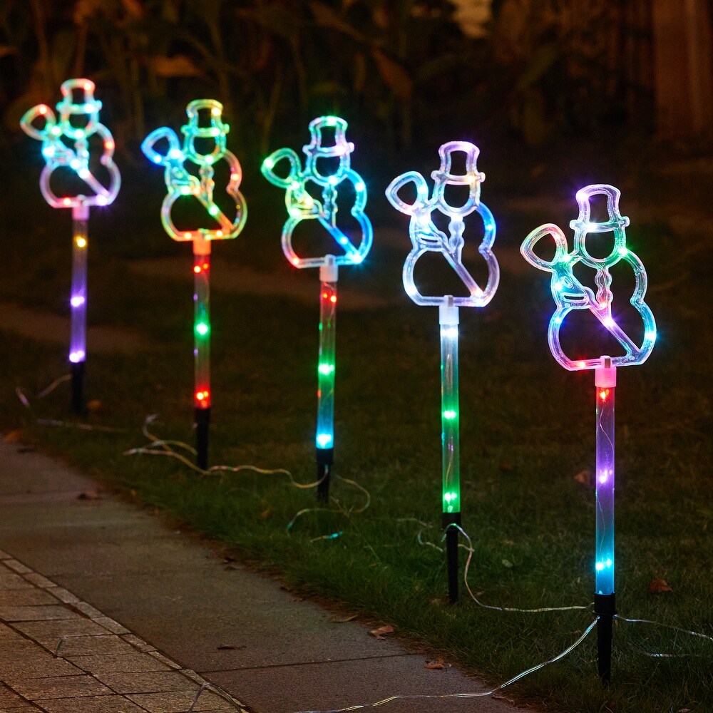 https://ak1.ostkcdn.com/images/products/is/images/direct/0e7480895f454be25c10abaef7c1618037387860/Set-of-5-Lighted-Snowman-Stakes.jpg