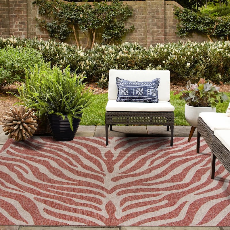Outdoor Gallery Collection Area Rug