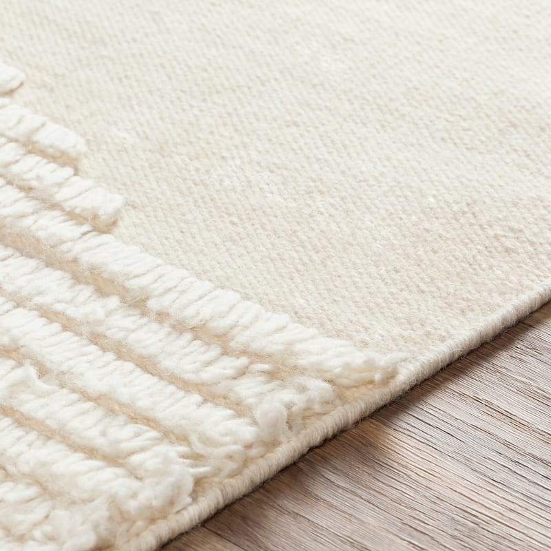 Livabliss Casual Apache Graphic Area Rug