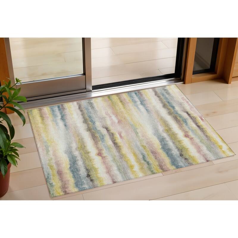HomeRoots Striped Transitional Rectangle Outdoor Rug - 3' x 5'