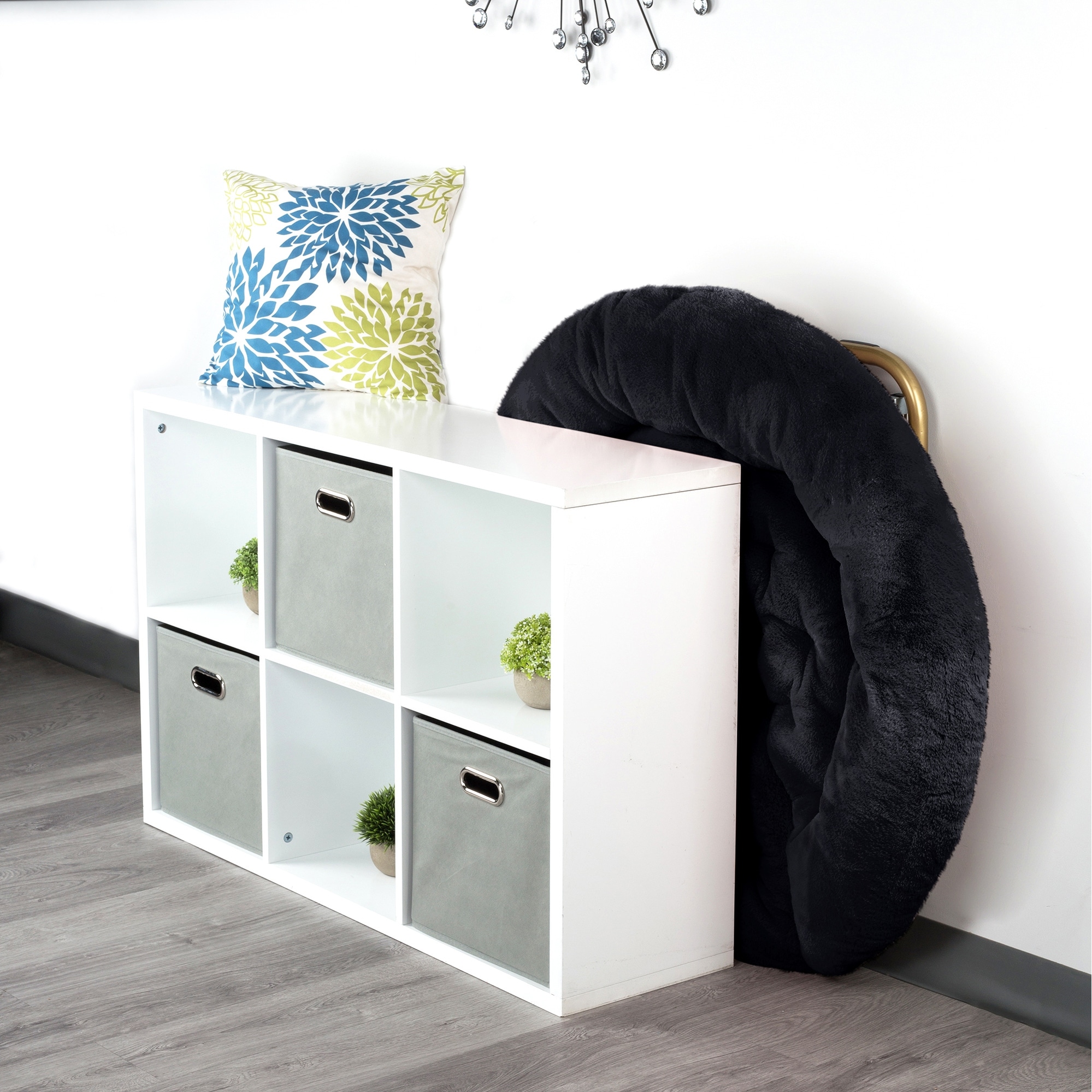 White faux fur saucer chair top