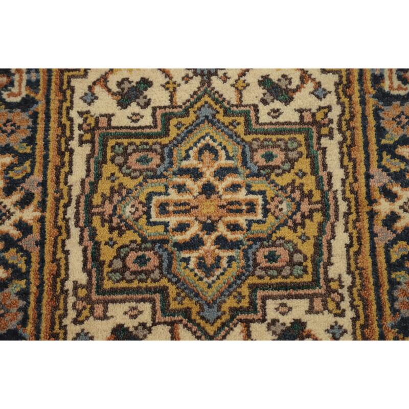 Hand Knotted Oriental 100% Wool Carpet Traditional Medallion Beige & Ivories Heriz (serapi) Area Rug - 3' 0'' X 2' 0''