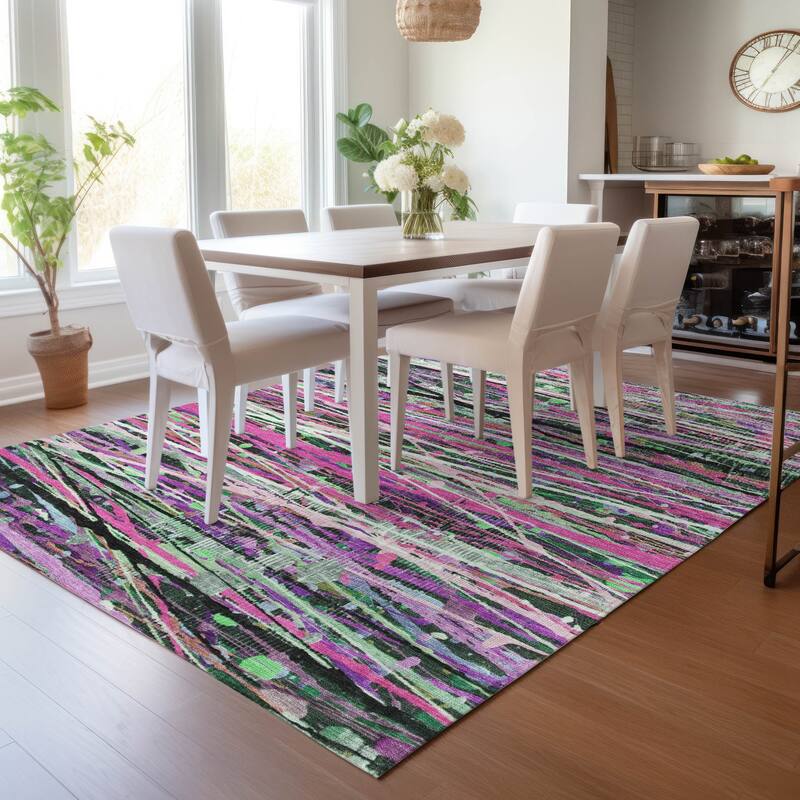 Machine Washable Indoor/Outdoor Abstract Stripes Chantille Rug