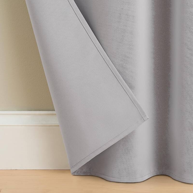 Eclipse Brockfield Waterproof Blackout Thermal Insulated Grommet Outdoor Curtain for Patio or Porch (1 Panel)
