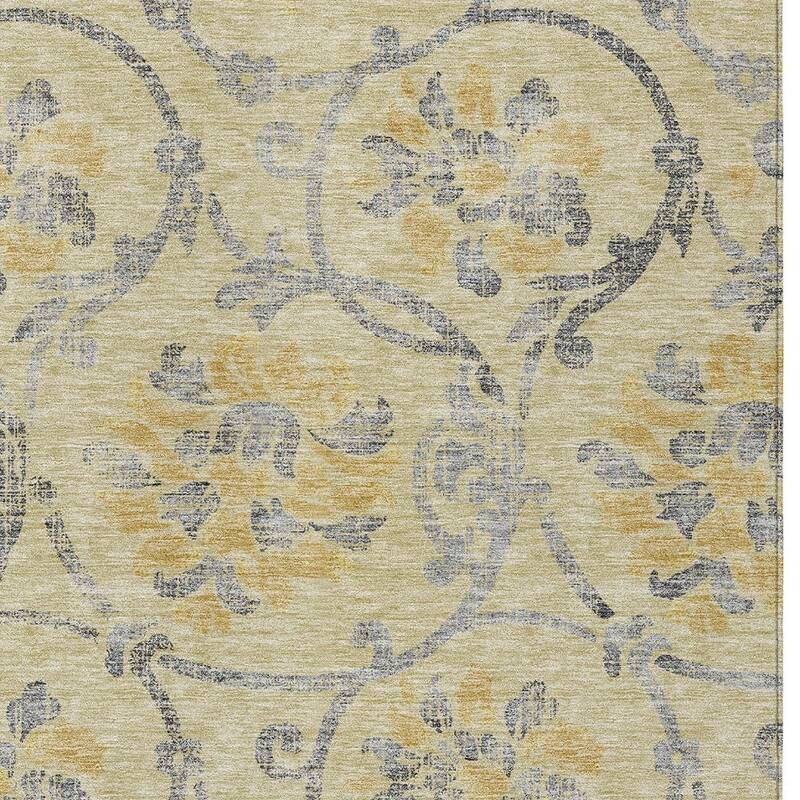 HomeRoots Floral Traditional Rectangle Outdoor Rug