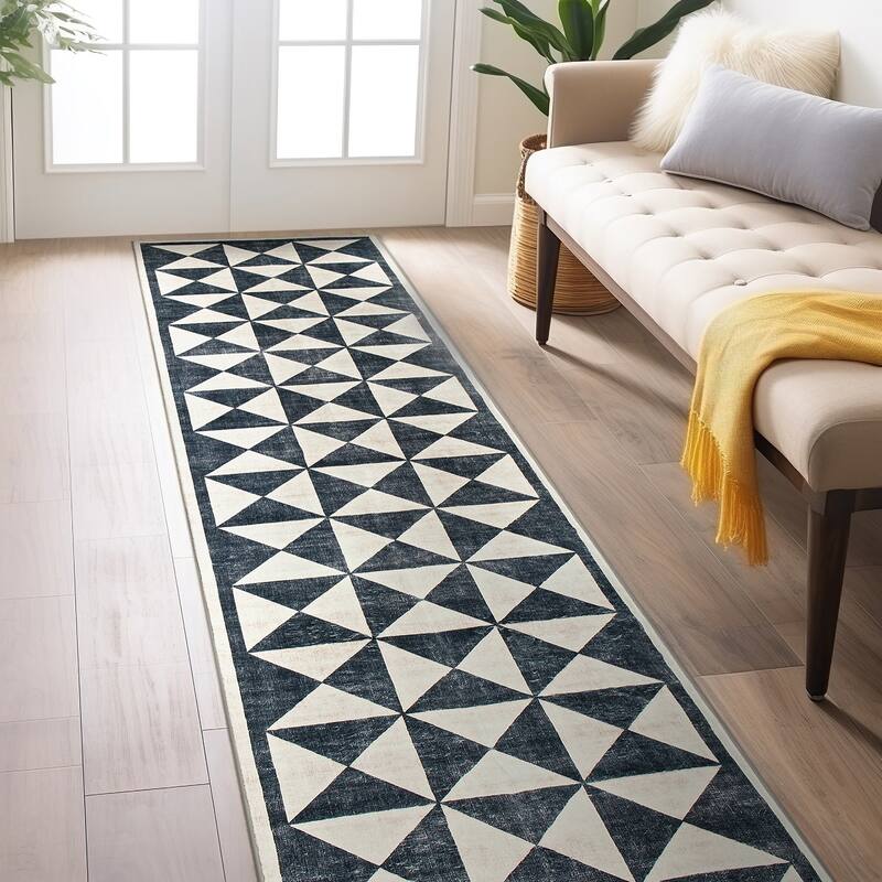 World Rug Gallery Geometric Diamond Washable Non Slip Area Rug - Cream - 2'x8' Runner