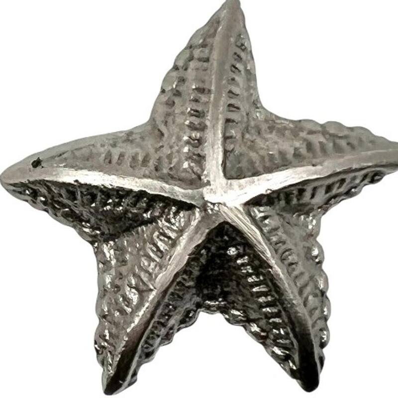 HomeRoots Set of Six Silver Iron Starfish Drawer Pull Knobs - 1.50 in. x 1.00 in. x 1.50 in.