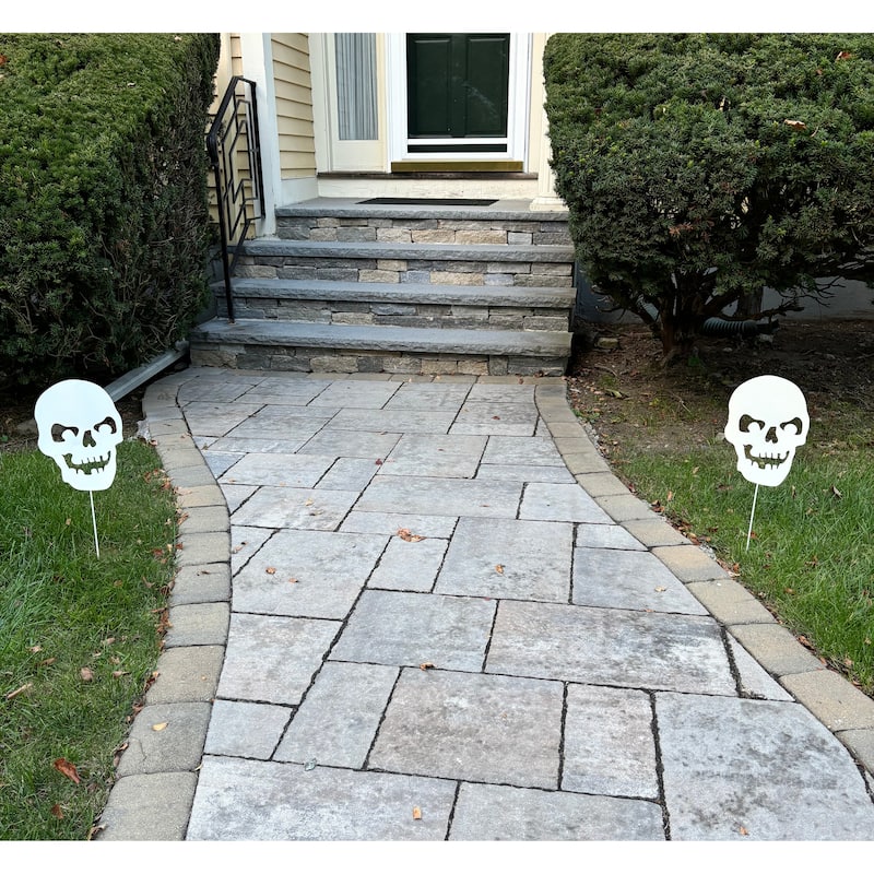 24" Metal White Halloween Skull Garden Stake, Set of 2