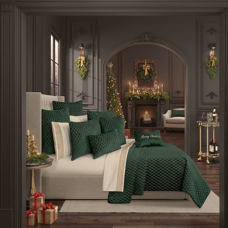 J. Queen New York Grandeur Christmas Quilt Set - Evergreen - Full - Queen